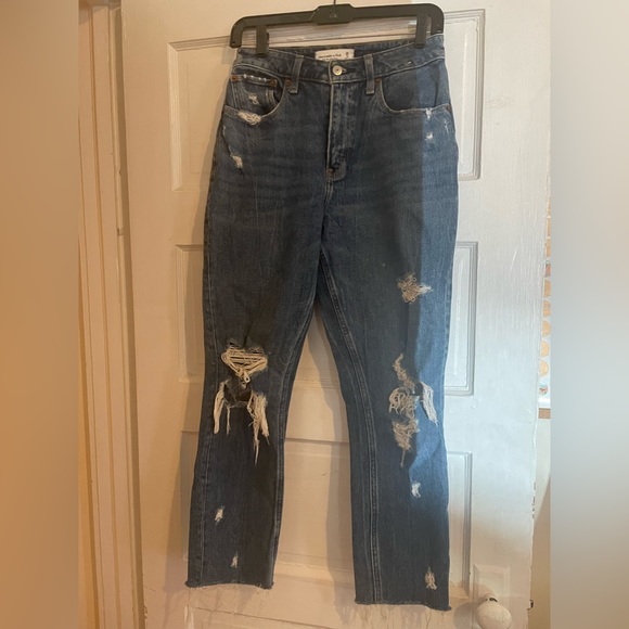 Abercrombie & Fitch High Rise Mom Jean - Picture 2 of 7